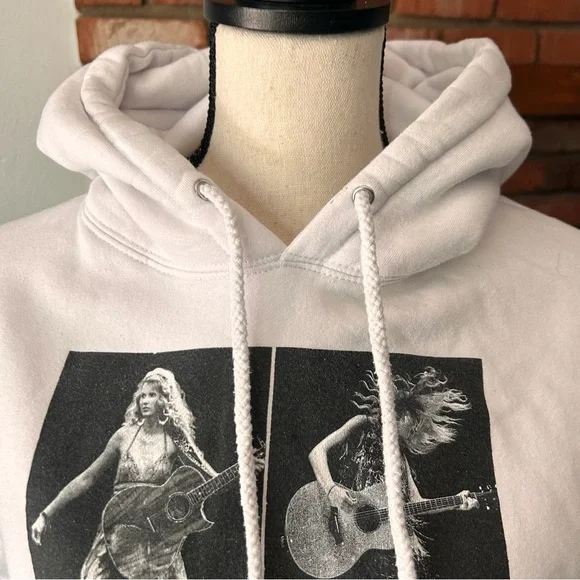 Taylor Swift The Eras Tour 2023 Collage White Hoodie Sweatshirt Sz S - Picture 4 of 9